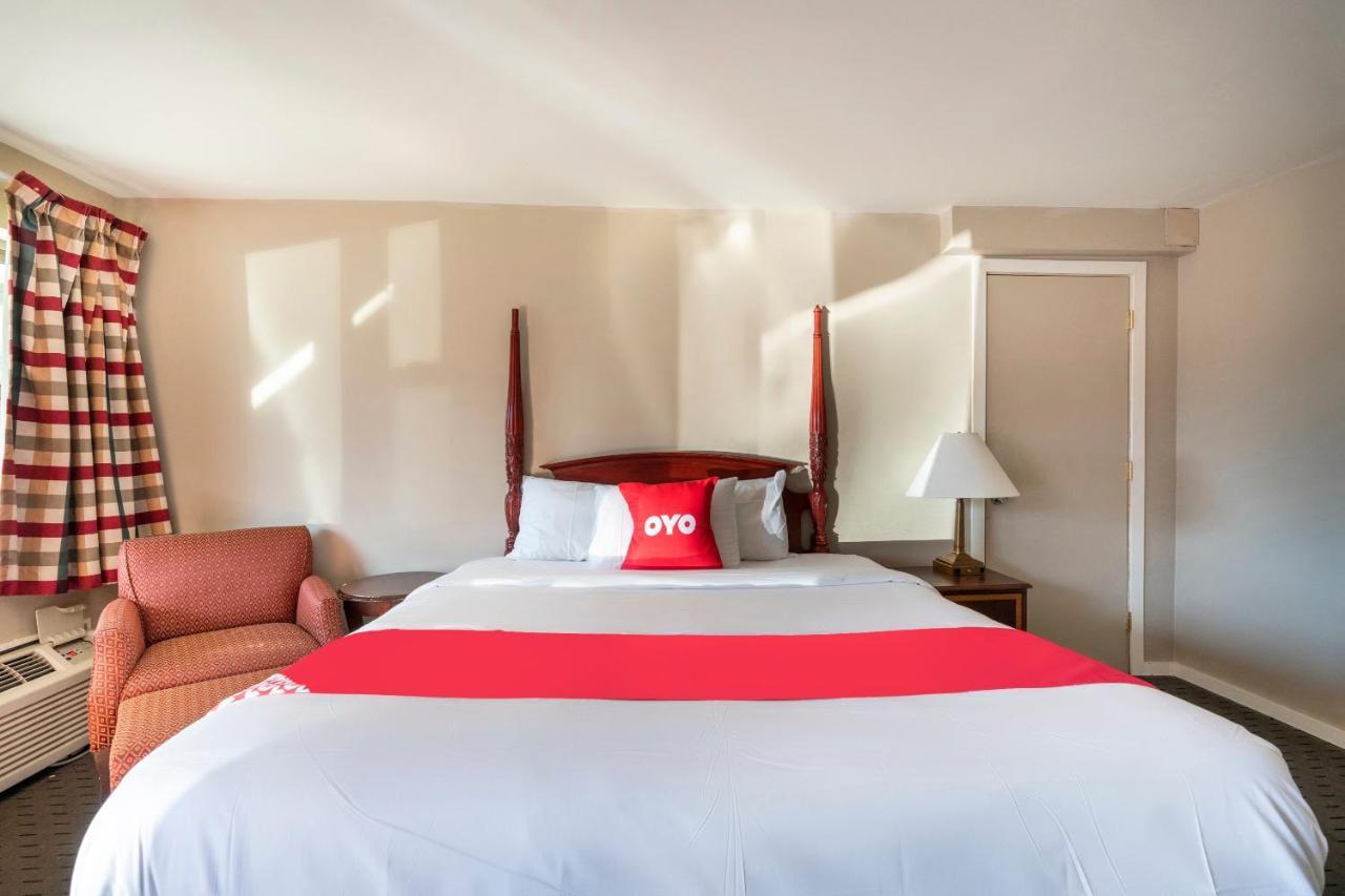 Oyo Hotel Malden Ma Broadway 외부 사진