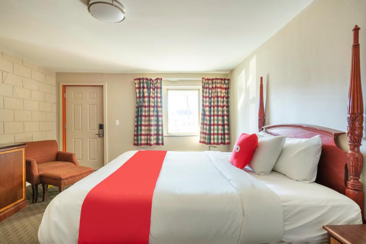 Oyo Hotel Malden Ma Broadway 외부 사진