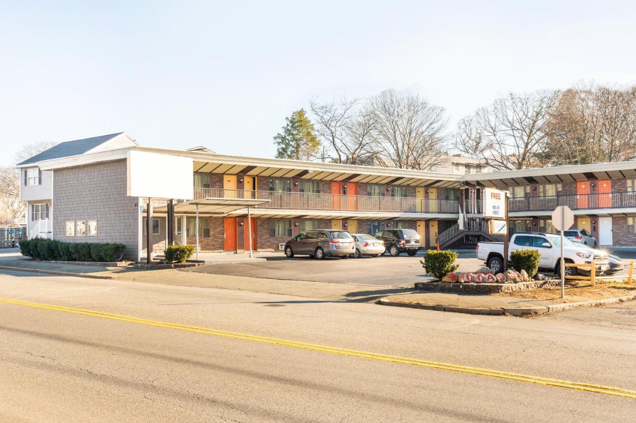 Oyo Hotel Malden Ma Broadway 외부 사진