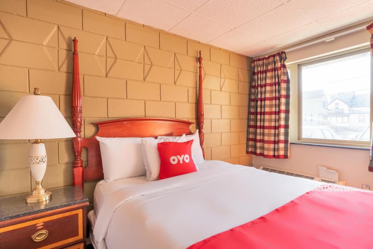 Oyo Hotel Malden Ma Broadway 외부 사진