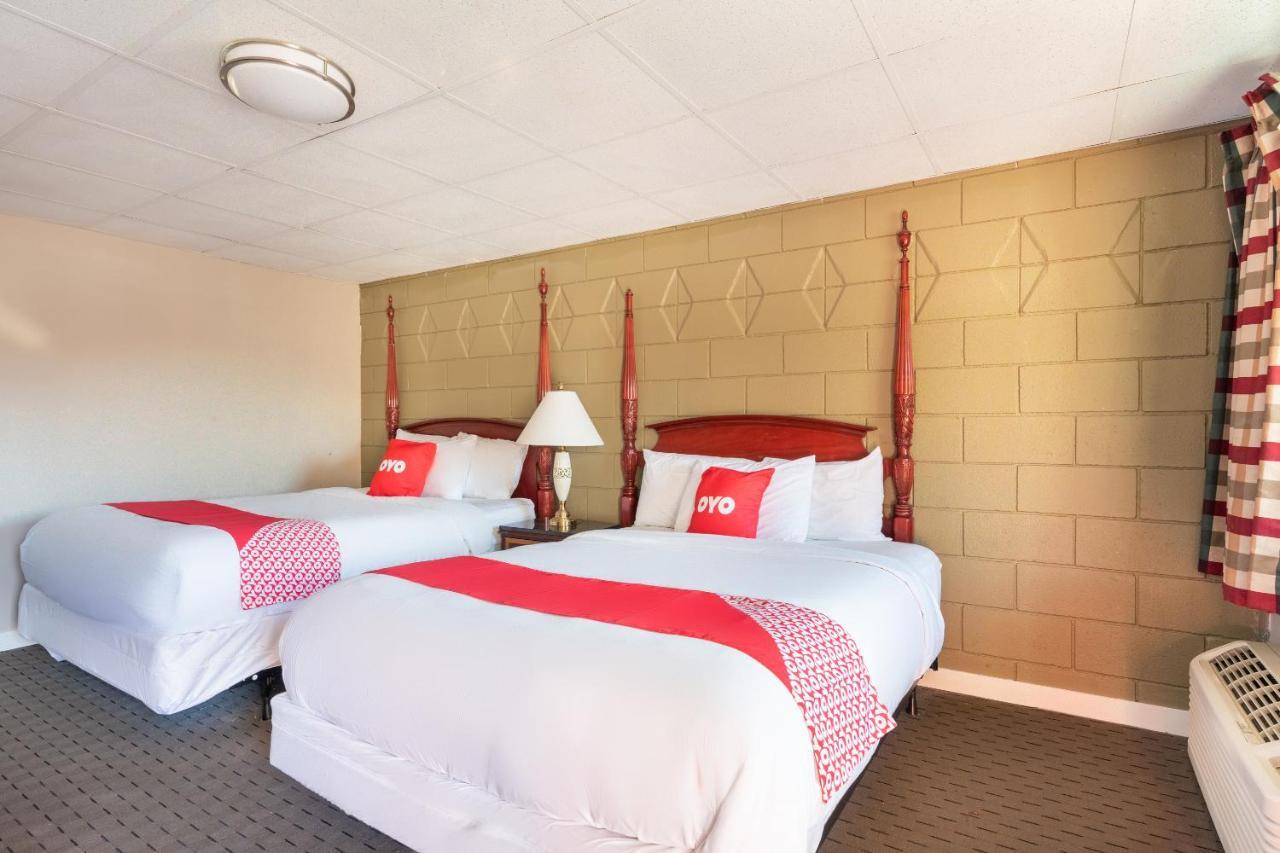 Oyo Hotel Malden Ma Broadway 외부 사진