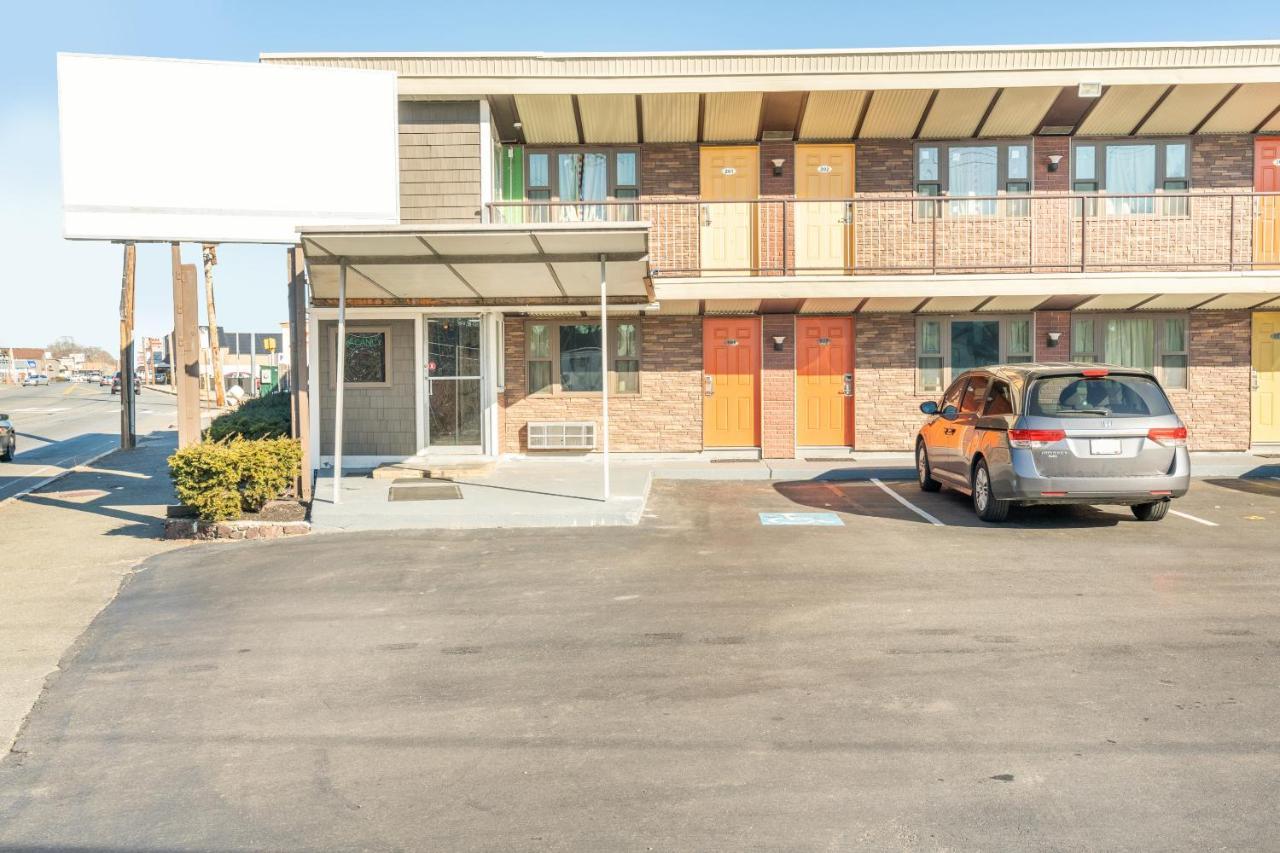 Oyo Hotel Malden Ma Broadway 외부 사진
